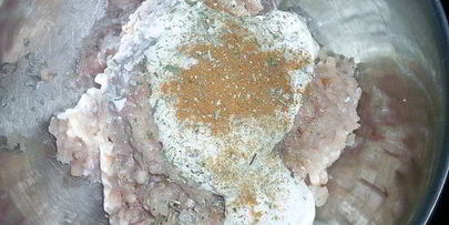 куриные сардельки с сюрпризом