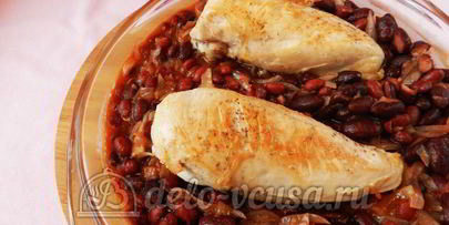 курица с фасолью