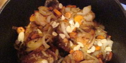 курица с грибами в ананасовом соусе