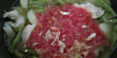 курица с картофелем и фасолью