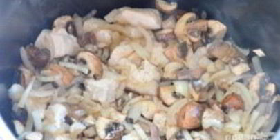 курица с шампиньонами в сливках