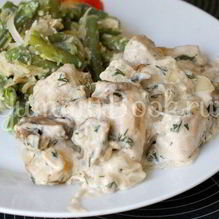 Рецепт Курица с шампиньонами в сливочном соусе