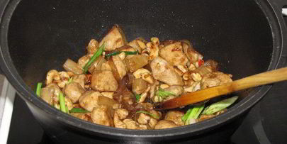 острая курица с кешью