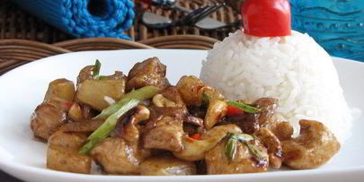 острая курица с кешью