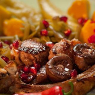 Поджарка из баранины с солеными овощами