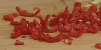 свинина с мятой и орехами