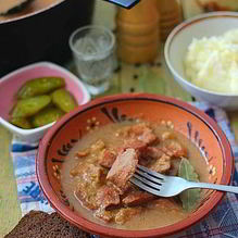 Рецепт Свинины в луковом соусе — мяса по-еврейски