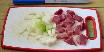 свинина в луковом соусе — мясо по-еврейски