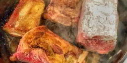 тушеные ребрышки с картошкой в мультиварке