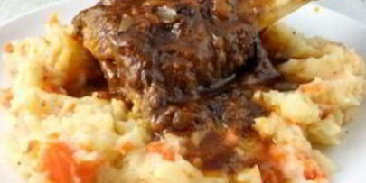 тушеные ребрышки с картошкой в мультиварке