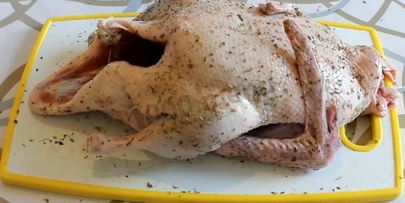 утка в утятнице в духовке