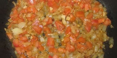 вкусная курица в соусе карри с чесноком