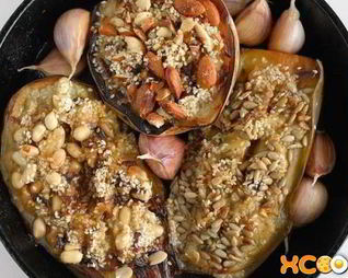 Баклажаны с орехами