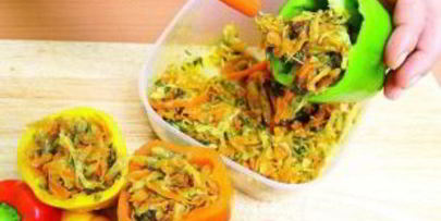 болгарский перец, фаршированный овощами