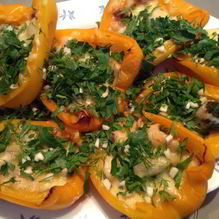 Рецепт Фаршированный перец половинками в духовке