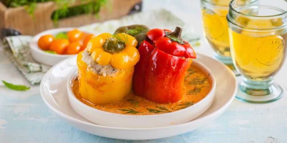 Рецепт фаршированные перцы в сметанном соусе