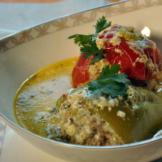 Фаршированные перцы в соусе