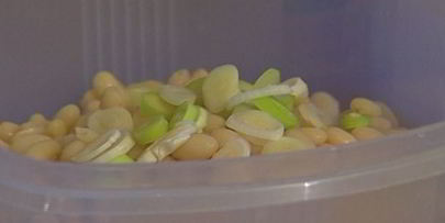 фасоль с раками