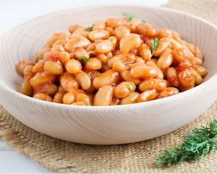 Фасоль в томатном соусе с пряностями