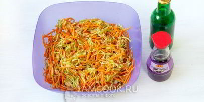 кабачки с морковью по-корейски