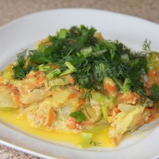 Кабачки тушеные с морковью луком и помидорами