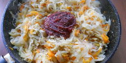 капуста тушеная с баклажанами