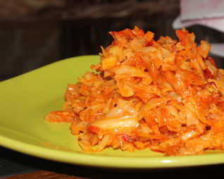 Капуста тушеная