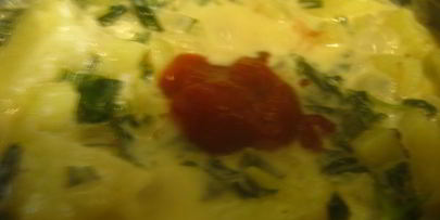 картофель, тушенный со снытью