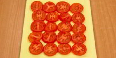 картофель, запеченный с помидорами и сыром