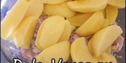 картошка запеченная в духовке со свиной вырезкой