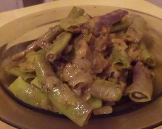 Киджбек с фасолью