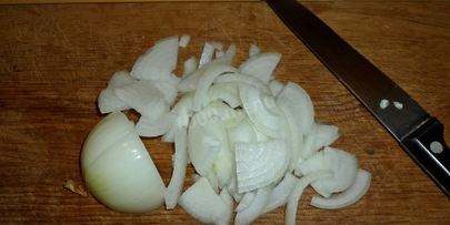 морковь тушеная с луком и сметаной