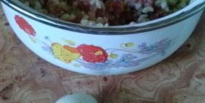 перец, фаршированный булгуром, мясом и овощами