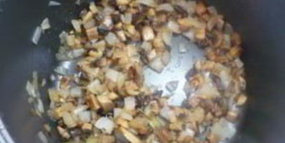 перец, фаршированный гречкой и грибами