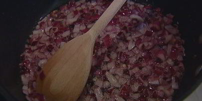 перец, фаршированный мясом и красным рисом