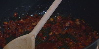 перец, фаршированный мясом и красным рисом