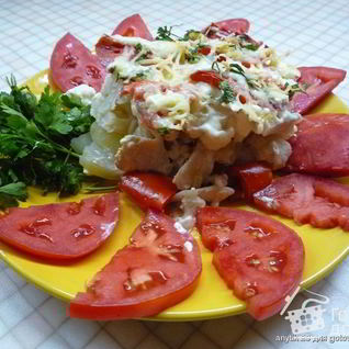 Цветная капуста с курицей в духовке