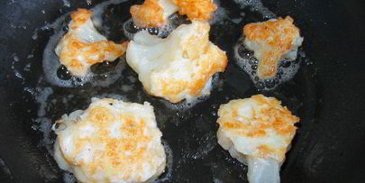 цветная капуста, жаренная в яйце