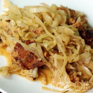 Тушеная капуста по-немецки