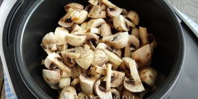 тушеная картошка с грибами в мультиварке