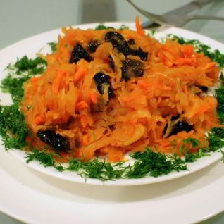 Тушеная свежая капуста