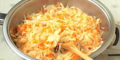 тушеные баклажаны с капустой