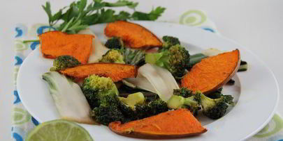 запеченная пряная тыква с овощами в китайском стиле