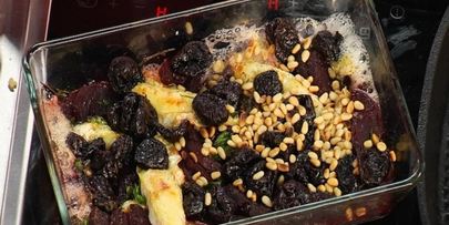 запеченная свекла с козьим сыром