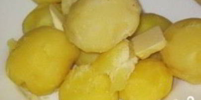 запеченный картофель в соусе