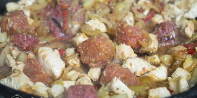 запеченные кабачки с курицей и овощами