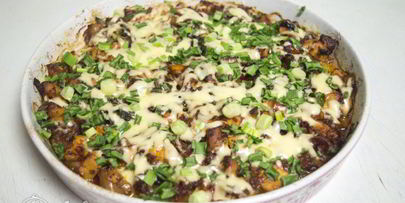 запеченные кабачки с курицей и овощами