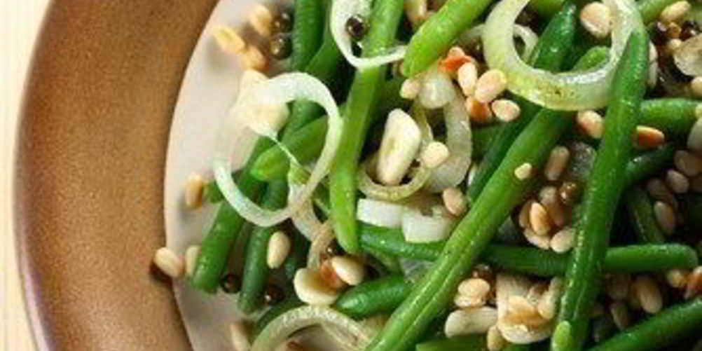 Рецепт зеленая фасоль с кедровыми орешками