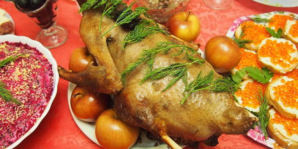 Рецепт гусь с гречкой, грибами и печенью в рукаве