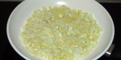 гусь с гречкой, грибами и печенью в рукаве